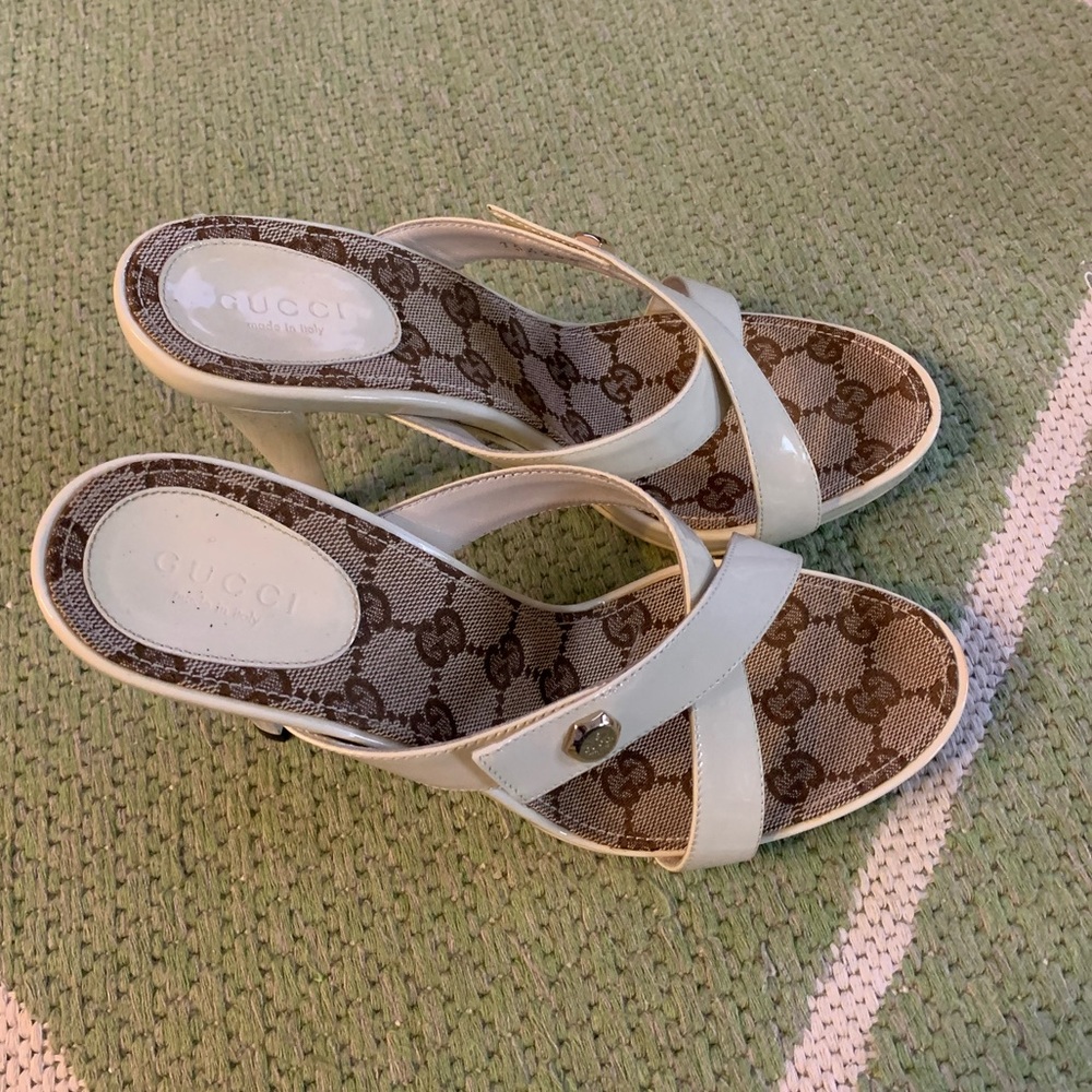 Authentic Gucci 3 inch heels